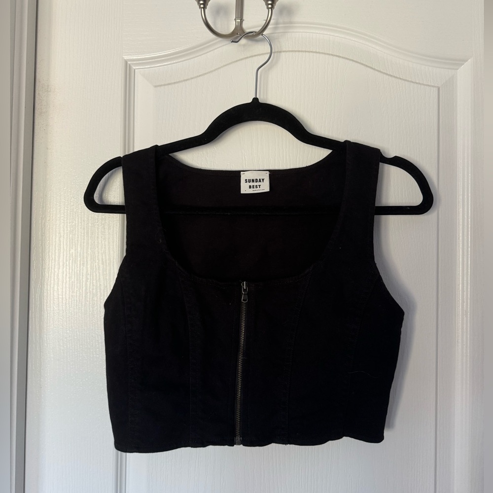 ARITZIA Sunday Best Black Denim Zip Top - Picture 1 of 3